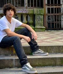 Bad sneaker boys 5fce8a35cfa4a.jpg