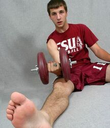 Show me your feet 5fceae120cebd.jpg