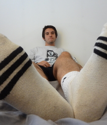 Be happy with smelly feet 5fcee2c5e86ee.jpg