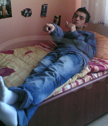 Be happy with smelly feet 5fcee33e4ca08.jpg