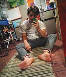 Be happy with smelly feet 5fcee381b1ce8.jpg