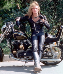You are looking at my boots 5fcee724d133b.jpg