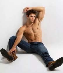 You are looking at my boots 5fcee76a16555.jpg