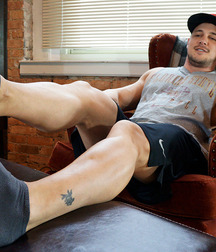 Sneakers sox and feet 5fcf929ad089d.jpg