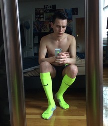 Sneakers sox and feet 5fcf92af32ccf.jpg