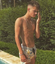 Young Adonis 2 5fcfaa556ac5f.jpg