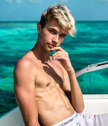Youngsters hot and sexy 5fcff463ba8c4.jpg