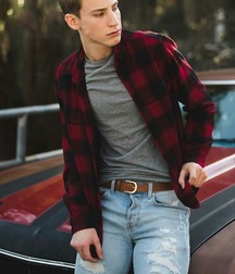 Meet high-school hotties 5fd39b1328954.jpg