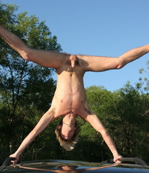 Blond amazing Mitch 5fd3e223a6a3a.jpg