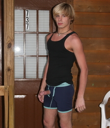 Blond amazing Mitch 5fd3e23a54505.jpg