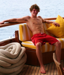 Stunning male models 5fd433d42610e.jpg