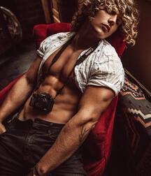 Amazing blond boys 5fd7883c4ccde.jpg