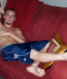 Boys big feet 5fd79f7a5e2de.jpg