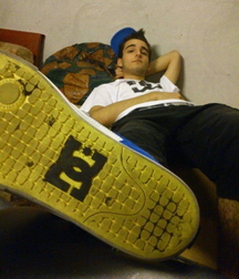 Life at the boys feet 2 5fd7a26968249.jpg