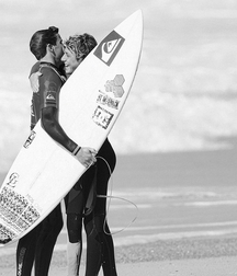 Surfer hotties 5fd7a5815a8ae.jpg