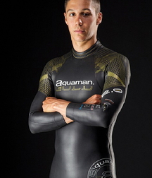 Surfer hotties 5fd7a65aebd99.jpg