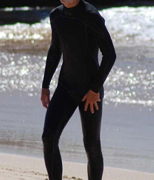 Surfer hotties 5fd7a6915c418.jpg