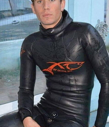 Surfer hotties 5fd7a693d5cfa.jpg