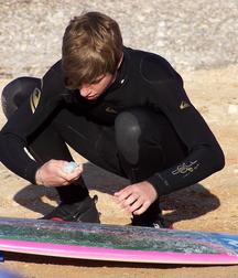 Surfer hotties 5fd7a6e0f036f.jpg