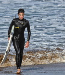 Surfer hotties 5fd7a7086cbb1.jpg