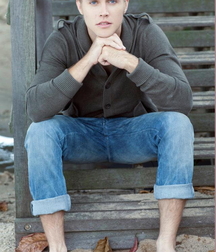 Barefoot teen boys 5fd7d3bfc5b61.jpg