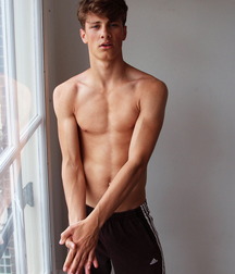 Loving perfect bodies  5fd8ec371a41e.jpg