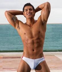 Loving perfect bodies  5fd8ec39032a9.jpg