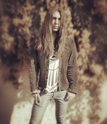 Gorgeous longhair hotties 5fd955631ebde.jpg