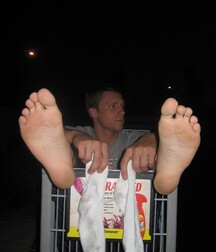 Taste some extraordinary feet 5fdc04938ab86.jpg
