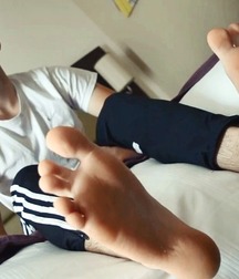 Boy feet for licking and worship 5fdd349c645c5.jpg