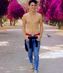 Flip flop dudes 5fe6493d2d806.jpg