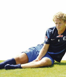 Guys in soccer socks 5fe664fc50d41.jpg