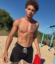 Australian hotties 5fe66a761cd52.jpg