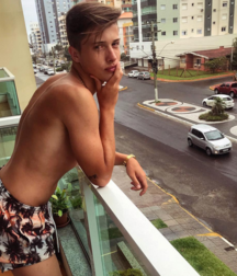 Australian hotties 5fe66a7e423e6.png