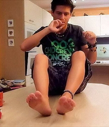 Love the boys smelly feet 5fe7b57f5e840.jpg