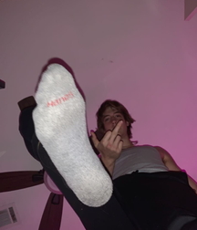 Boys smelly feet and socks 2 5fea35d328d1e.jpg