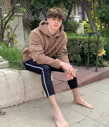 Boys smelly feet and socks 2 5fea36098e3aa.jpg