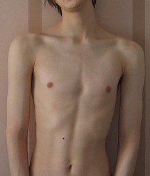 Beauties show muscles and body 5febb5ee9a98f.jpg