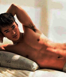 Pretty Asian boys 5fec8adc45f98.jpg