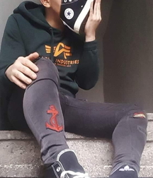 Sneakers and boots 5ff10ece152cc.jpg