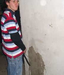Just pissing 5ff24df914a2d.jpg