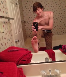 Twink feet and fun 5ff4a991d2767.jpg