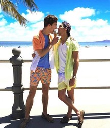 Sexy guys 5ff603e1a3b37.jpg