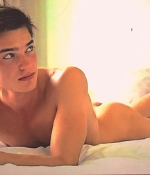 Sexy guys 5ff603e9eb29d.jpg
