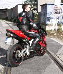 Bikers in boots and leather 5ff8831728a4b.jpg