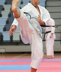 Barefoot youngsters 5ff8878313492.jpg