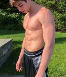 Smooth twinks 5ffe19ad760b4.png