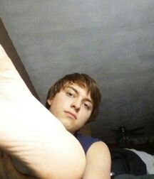 Toes must be sucked 5fff2cbb2ae18.jpg