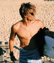 Handsome beauties 5fff9bc786f80.png