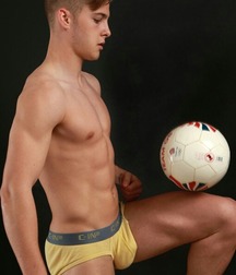 Undies well filled 60013ec4327db.jpg